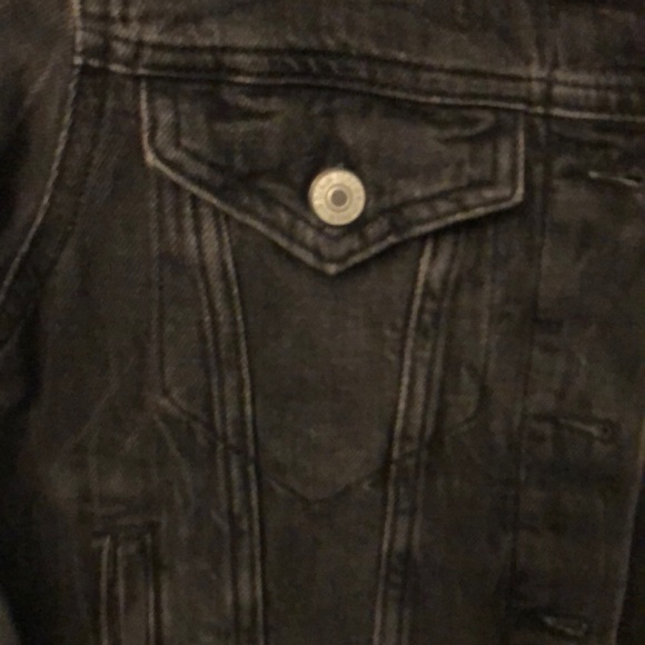 Faded black jean jacket - Picture 2 of 4